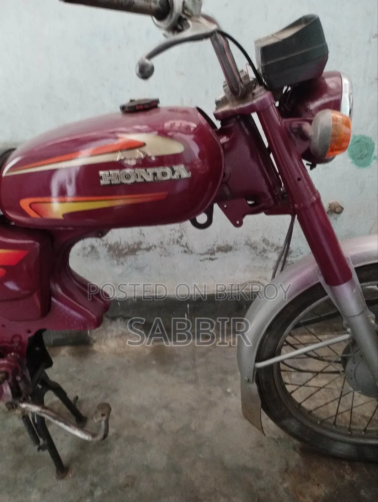 Honda 1999 Red