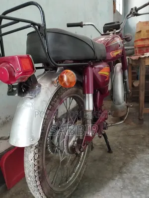 Honda 1999 Red