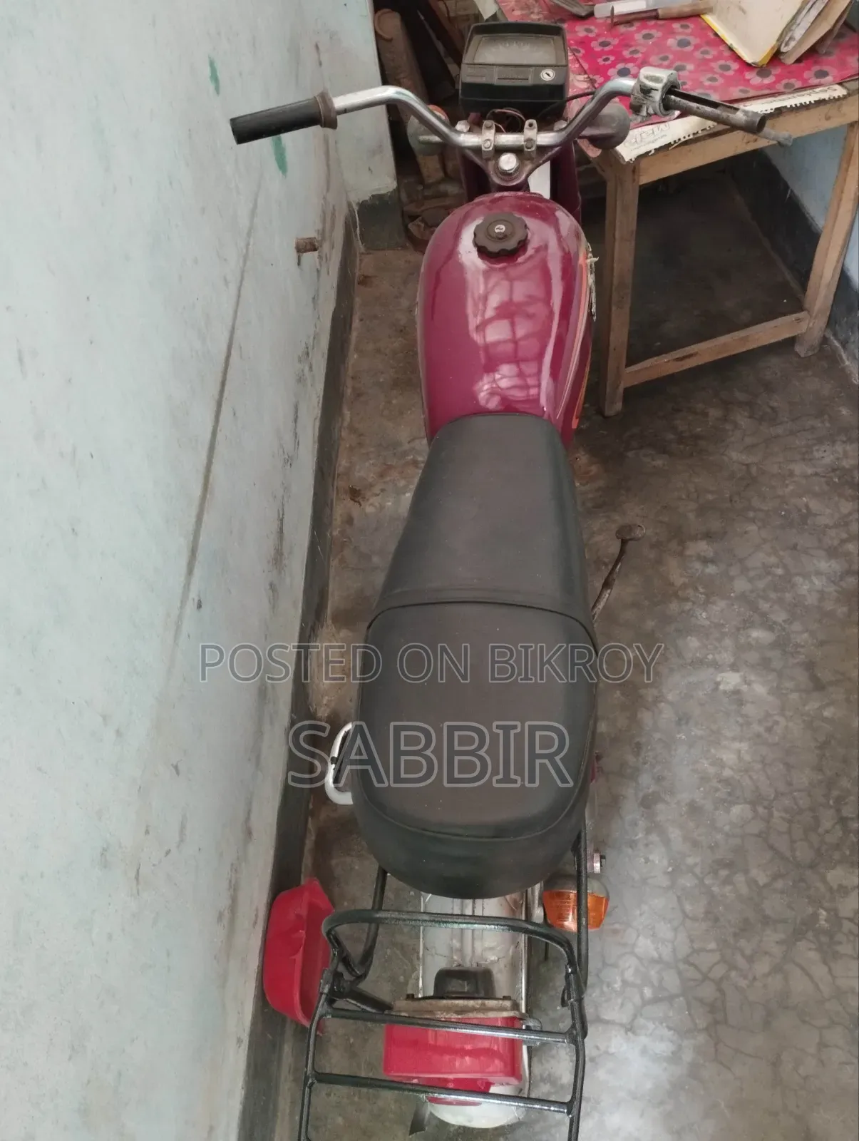 Honda 1999 Red