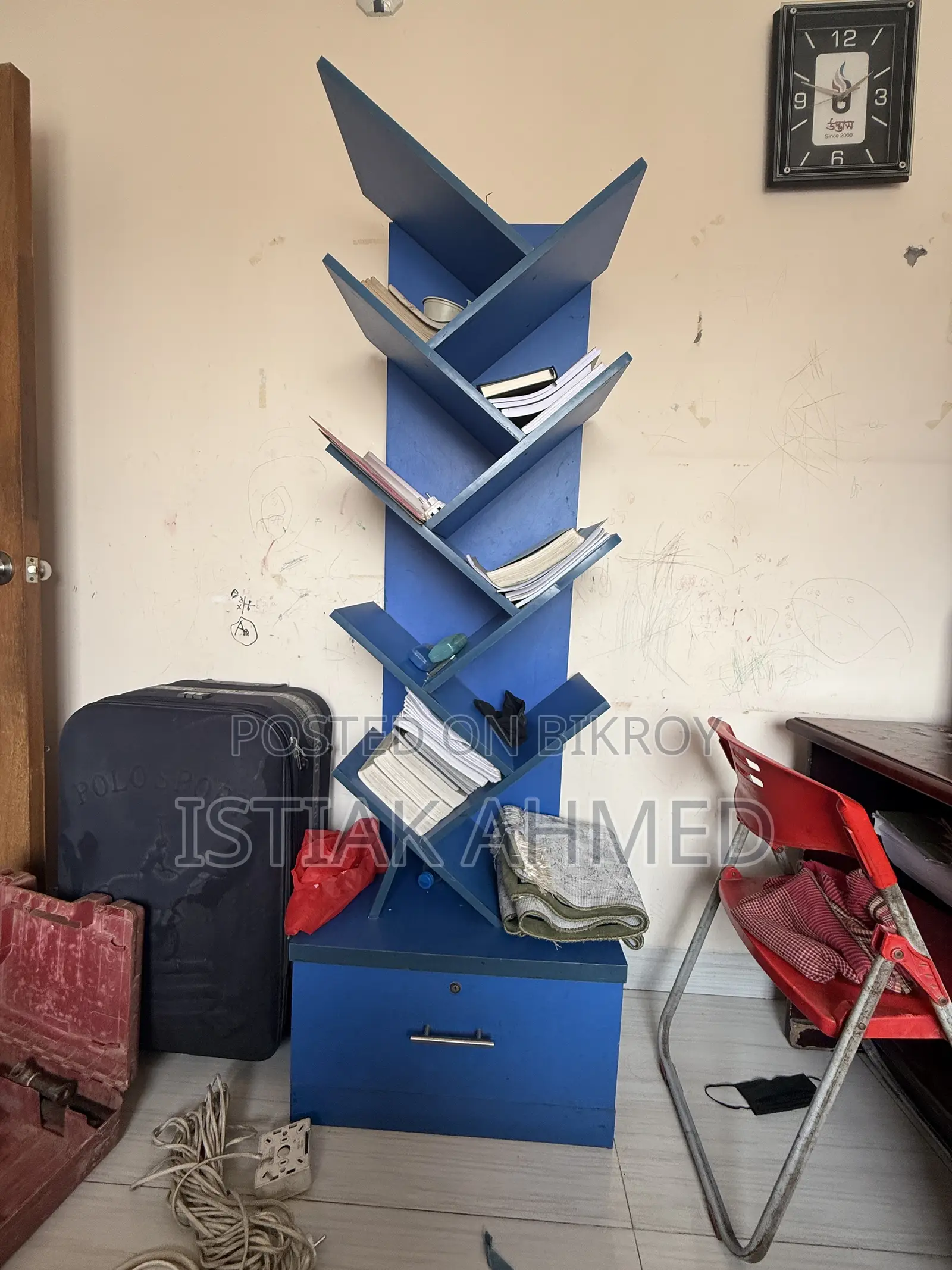 Unique Bookshelf