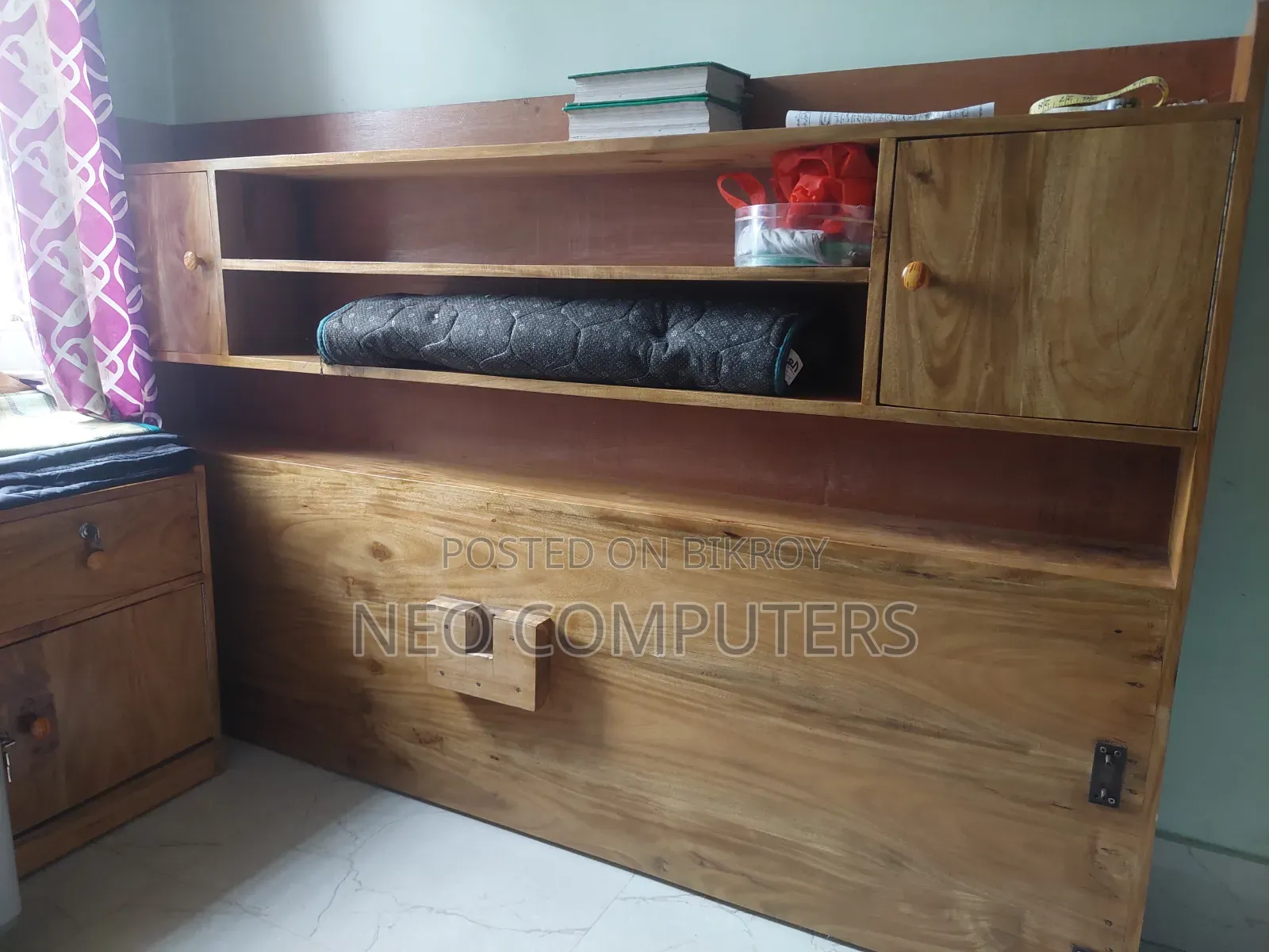 8x1 Wooden Box Bed