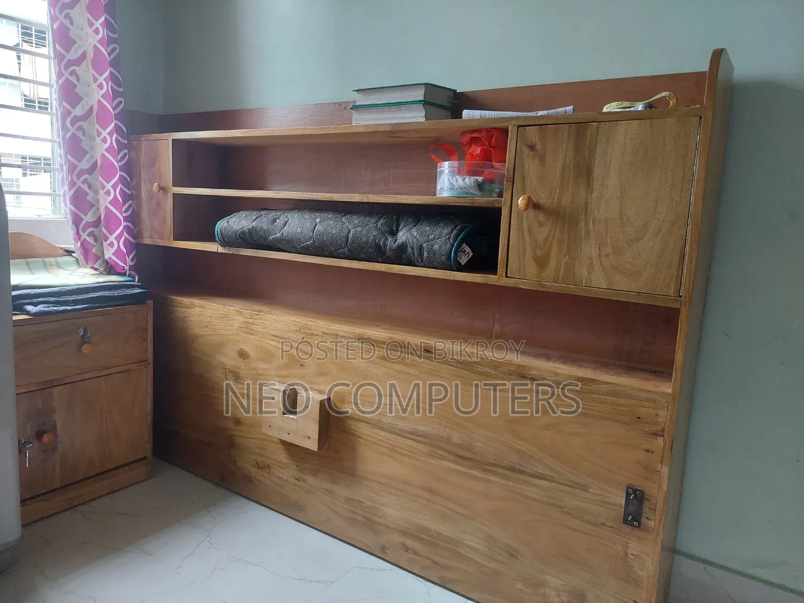 8x1 Wooden Box Bed
