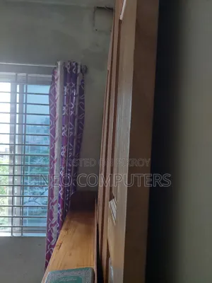 8x1 Wooden Box Bed