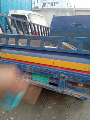 Mahindra Pick Up