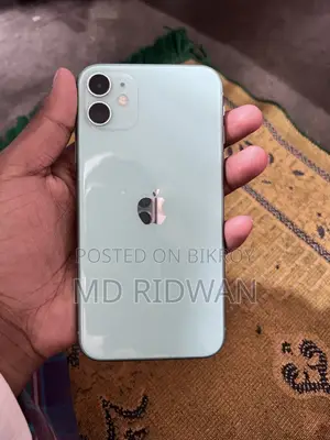 Apple iPhone 11 64 GB