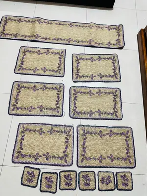 Table Set Hand Design