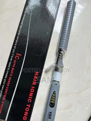 V G Hair Curler