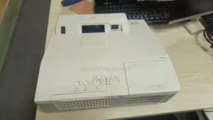 Hitachi Cp Tw3003 Projector for Sale