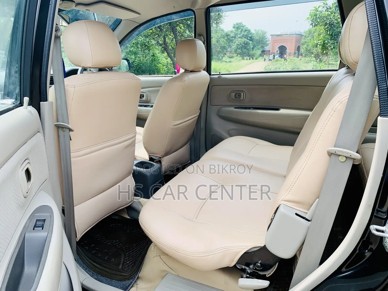 Toyota Avanza 2010 Black