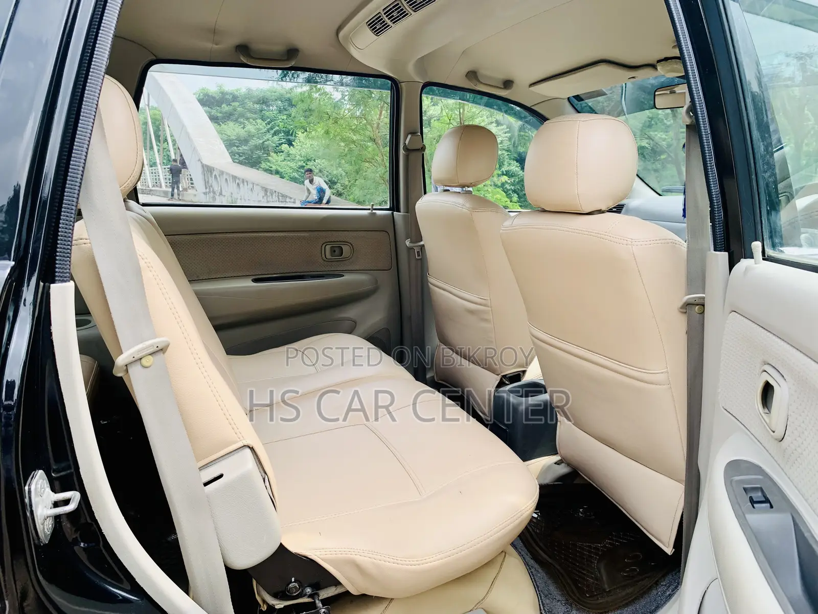 Toyota Avanza 2010 Black
