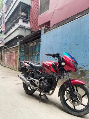 Bajaj Pulsar 150 2011 Red