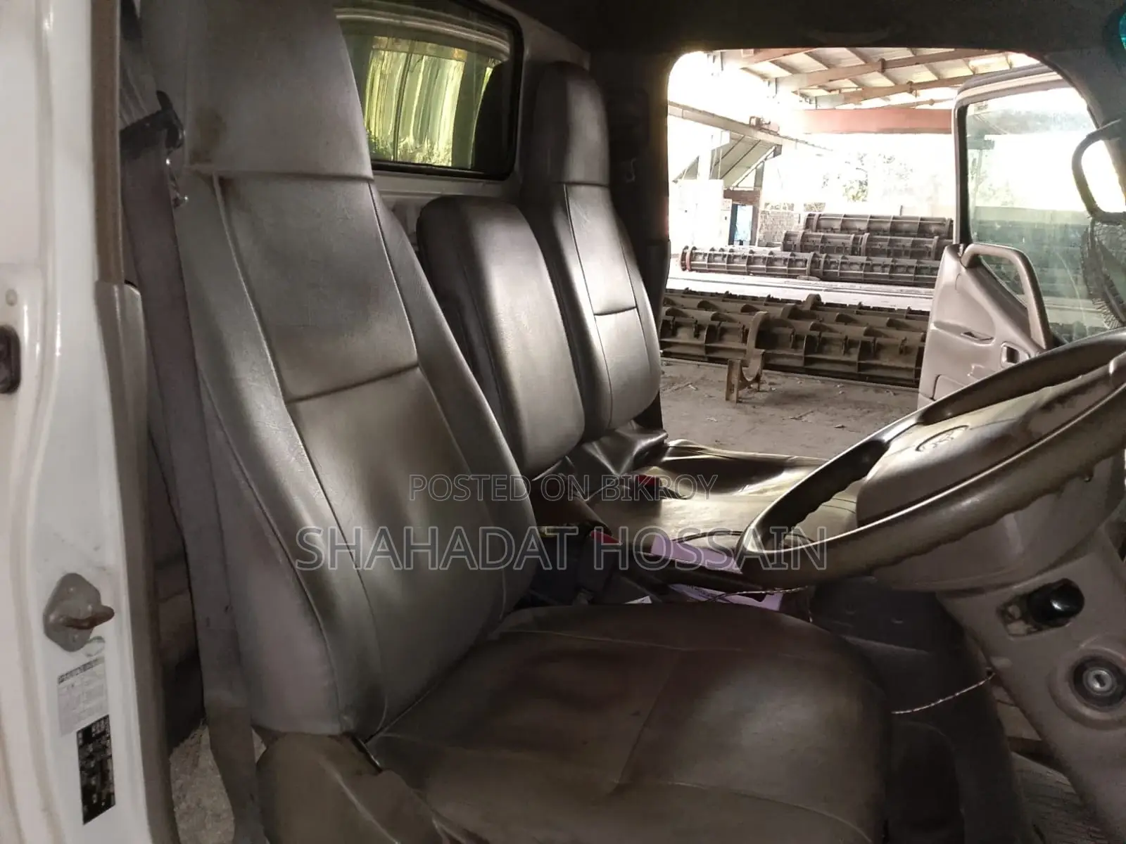 Toyota Dyna Used Cover Van. Model-2015, Reg-2020