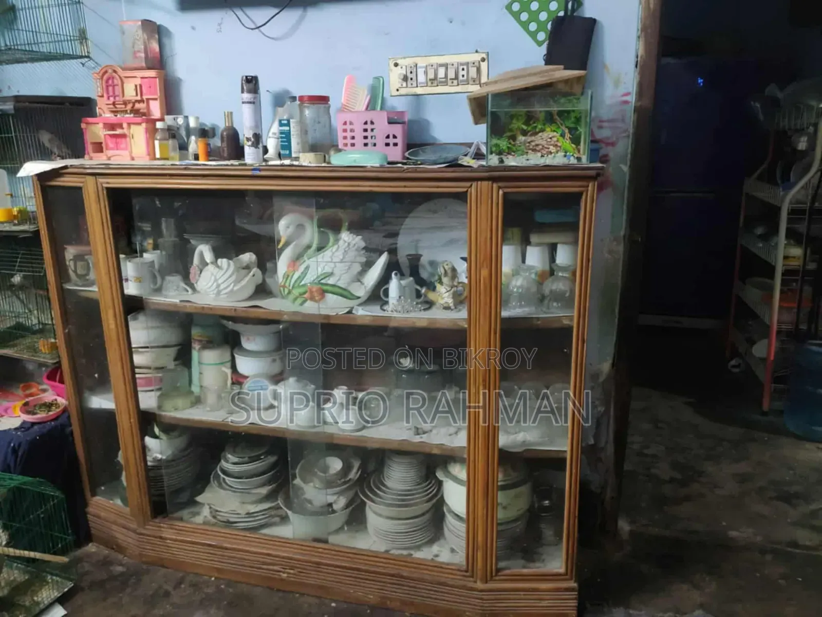 শোকেস সেগুন কাঠের