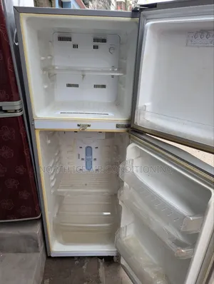Samsung Silver Colour Non Frost Freeze 210 Ltr.