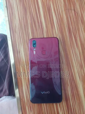 Vivo Y11 32 GB Red