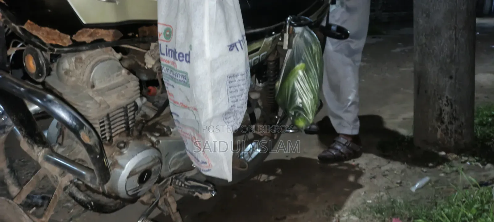Bajaj Discover 100 2022 White