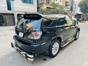 Toyota Harrier 2.2 16V 2000 Black