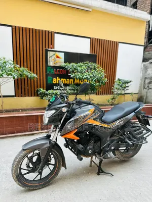 Honda Hornet 2020 Orange