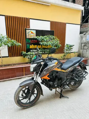 Honda Hornet 2020 Orange