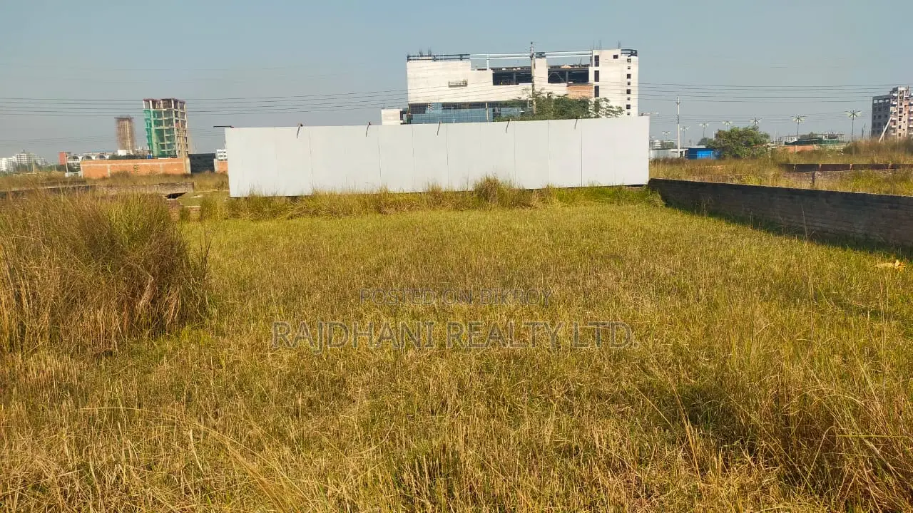 5 Katha Plot for Sale in Bashundhara R/A Block-N.