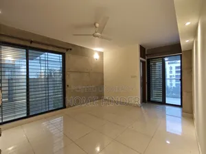 5bdrm Apartment in Gulshan for Rent