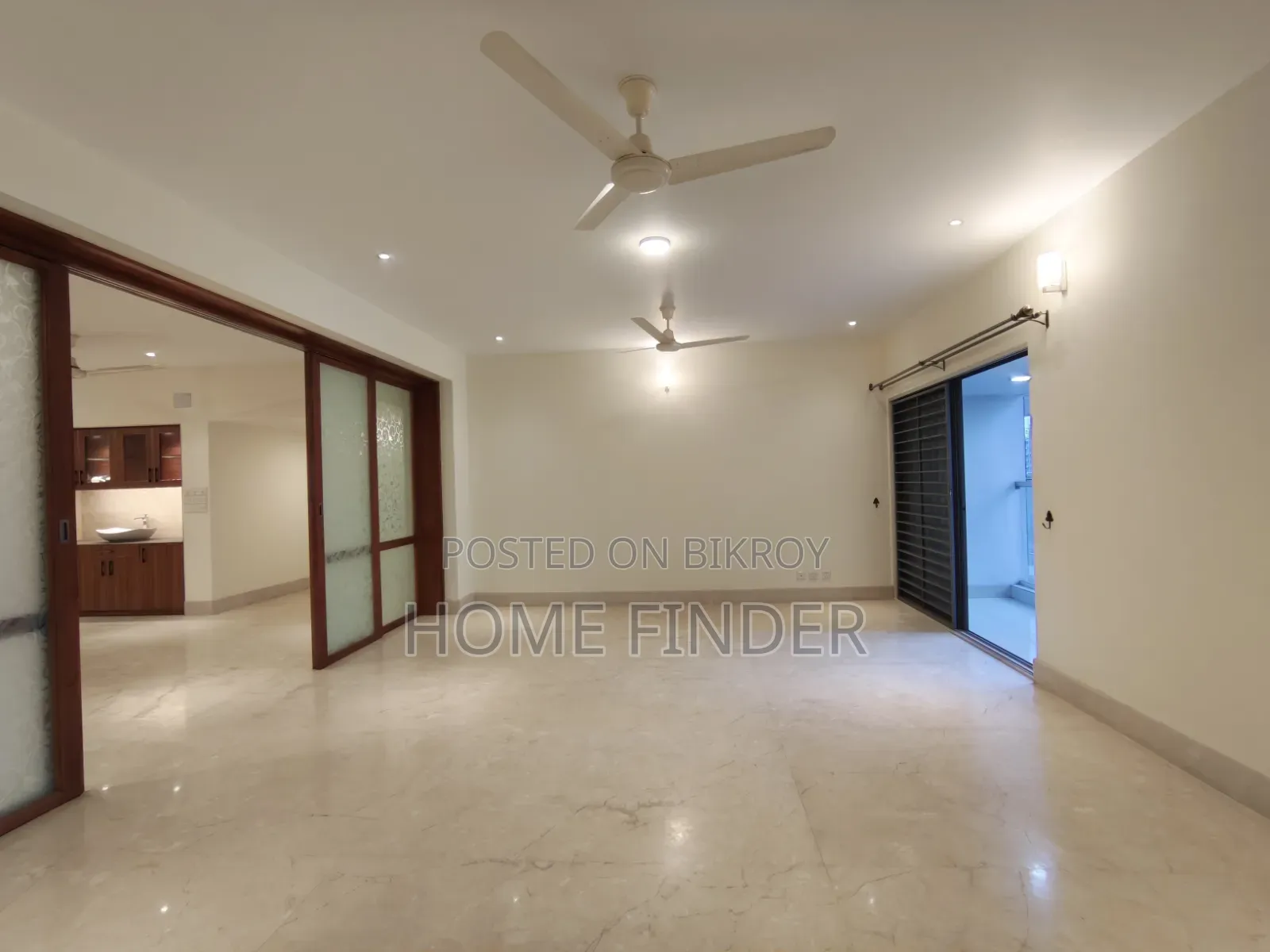 5bdrm Apartment in Gulshan for Rent