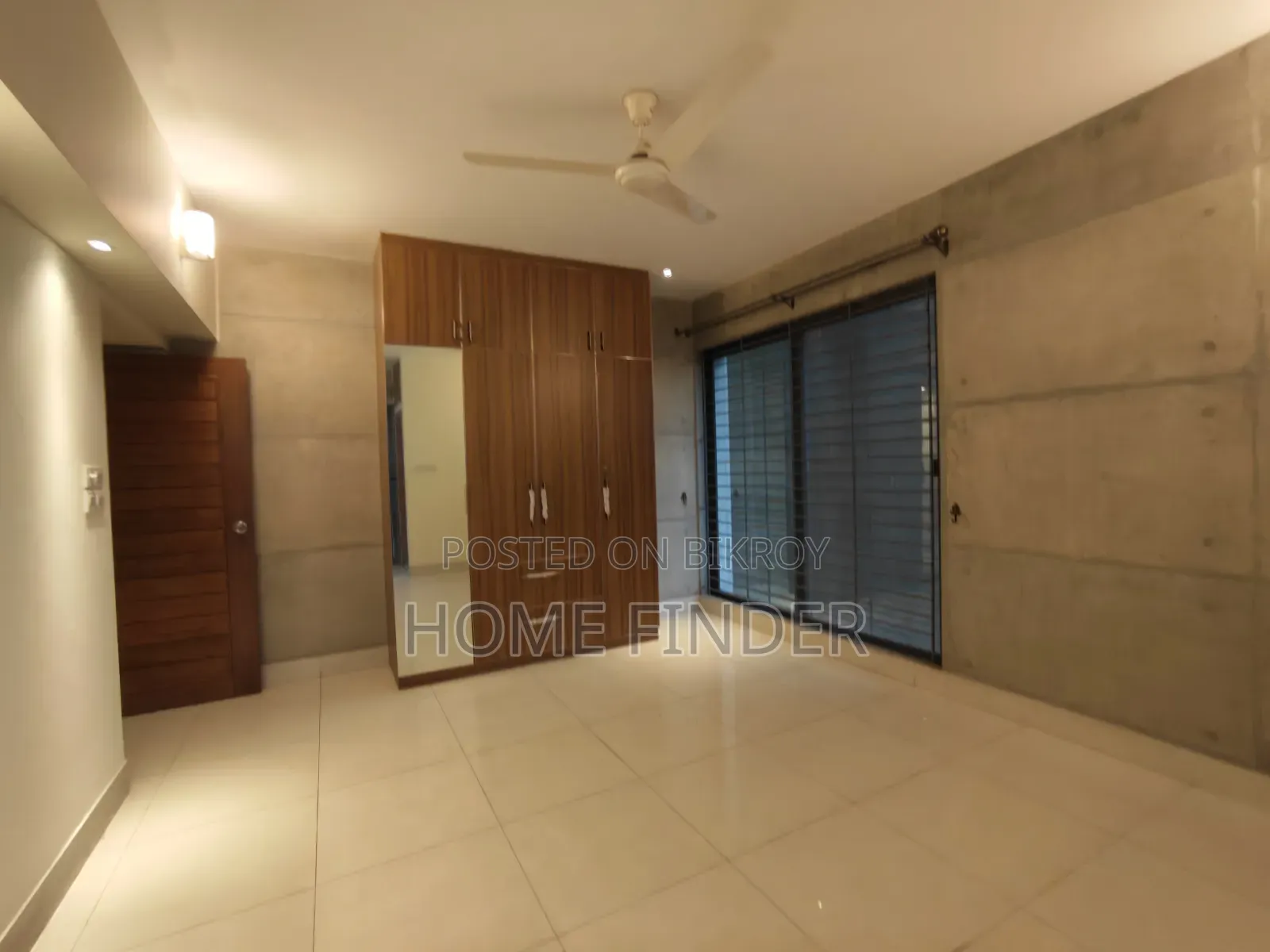 5bdrm Apartment in Gulshan for Rent