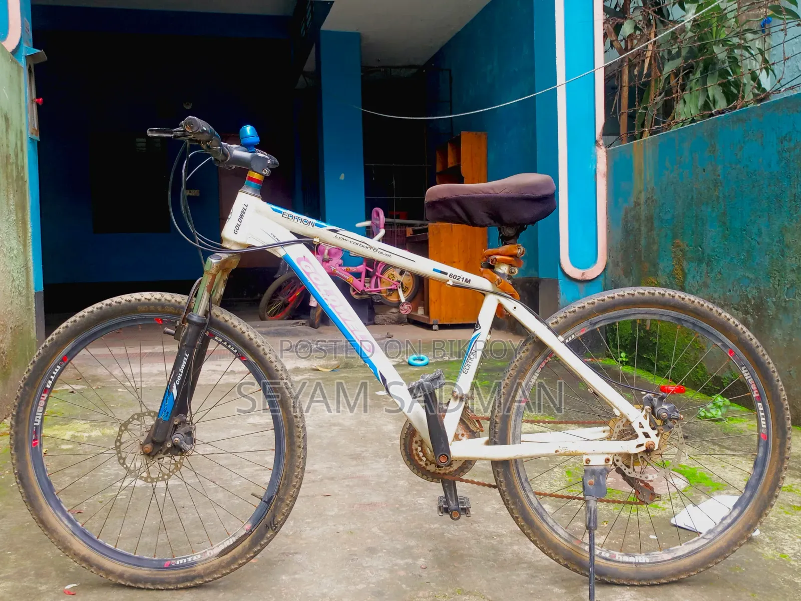 Goldenwell Gear Cycle White Colour