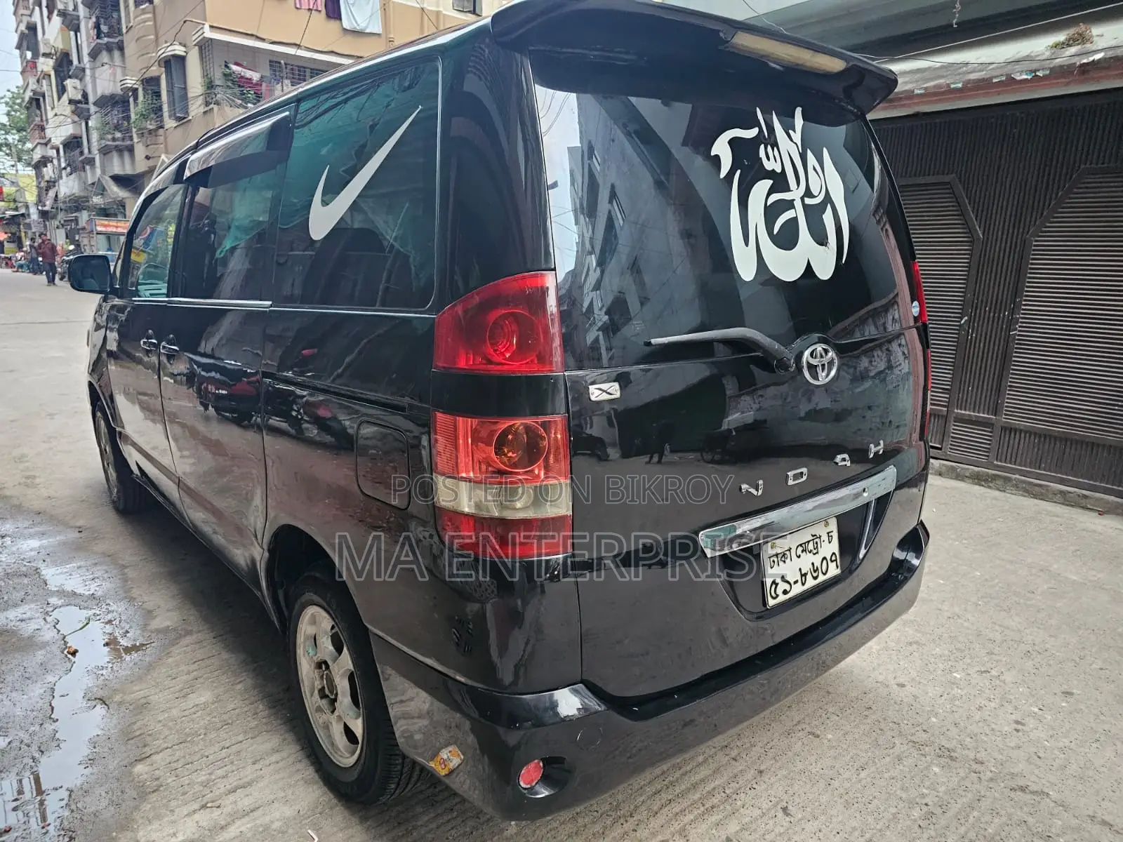 Toyota Noah 2002 Black