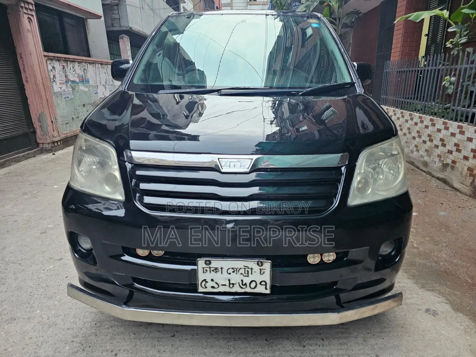 Toyota Noah 2002 Black