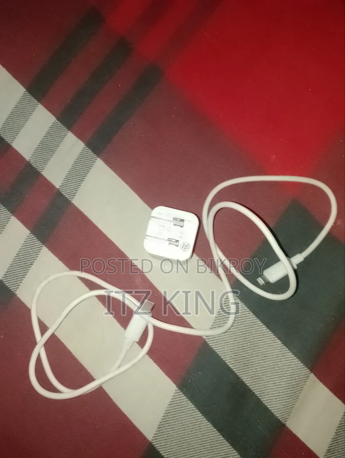 iPhone চার্জার