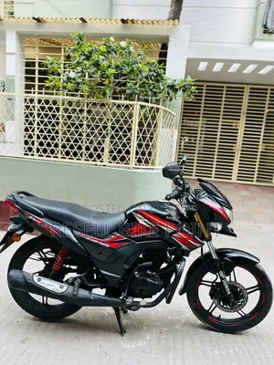 হোন্ডা ২০১৯ ব্ল্যাক
