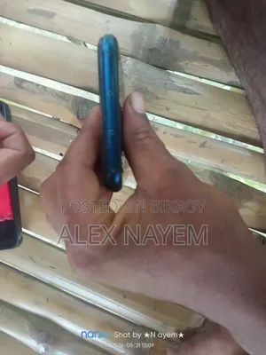 Vivo Y11 32 GB Blue