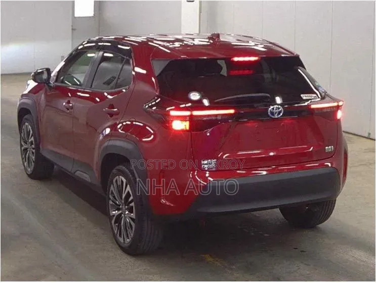 Toyota Yaris Cross 2021 Red