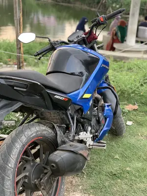 Hero Thriller 160R 2022 Blue