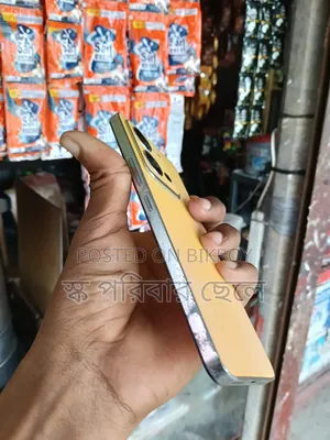 Vivo V25e 128 GB Orange