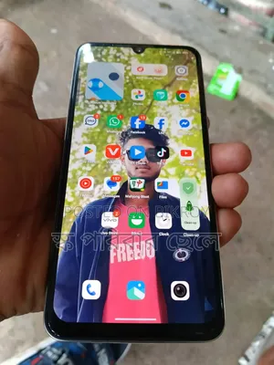 Vivo V25e 128 GB Orange