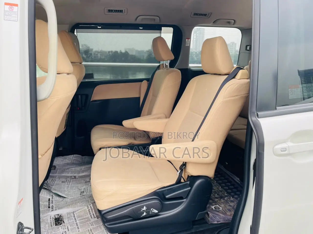 New Toyota Noah 2014 White