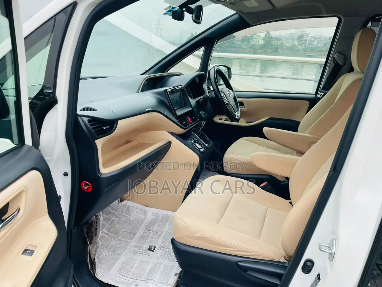 New Toyota Noah 2014 White