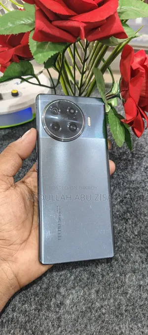 Tecno Spark 20 Pro Plus 256 GB Black