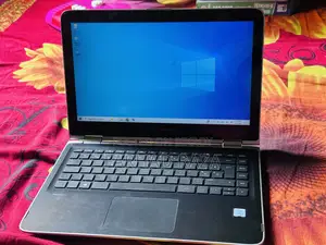 Laptop HP Pavilion X360 4GB RAM Intel Core i3 128GB SSD