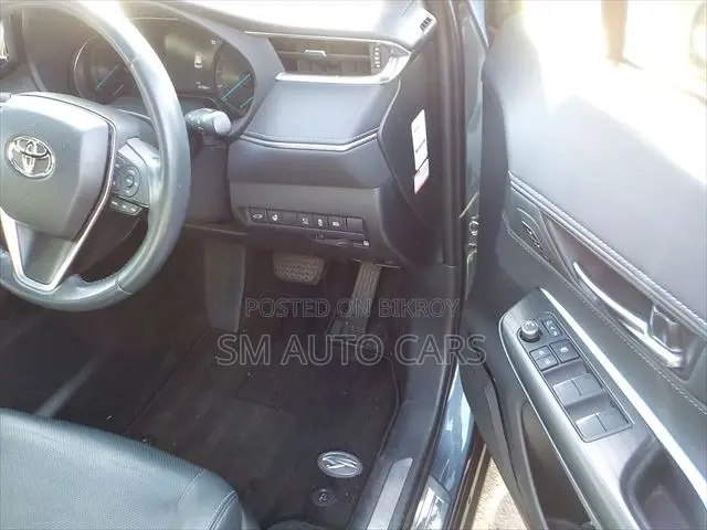 Toyota Harrier 2.5 Hybrid 2021 Gray