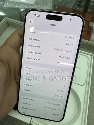 Apple iPhone 15 Pro Max 256 GB White