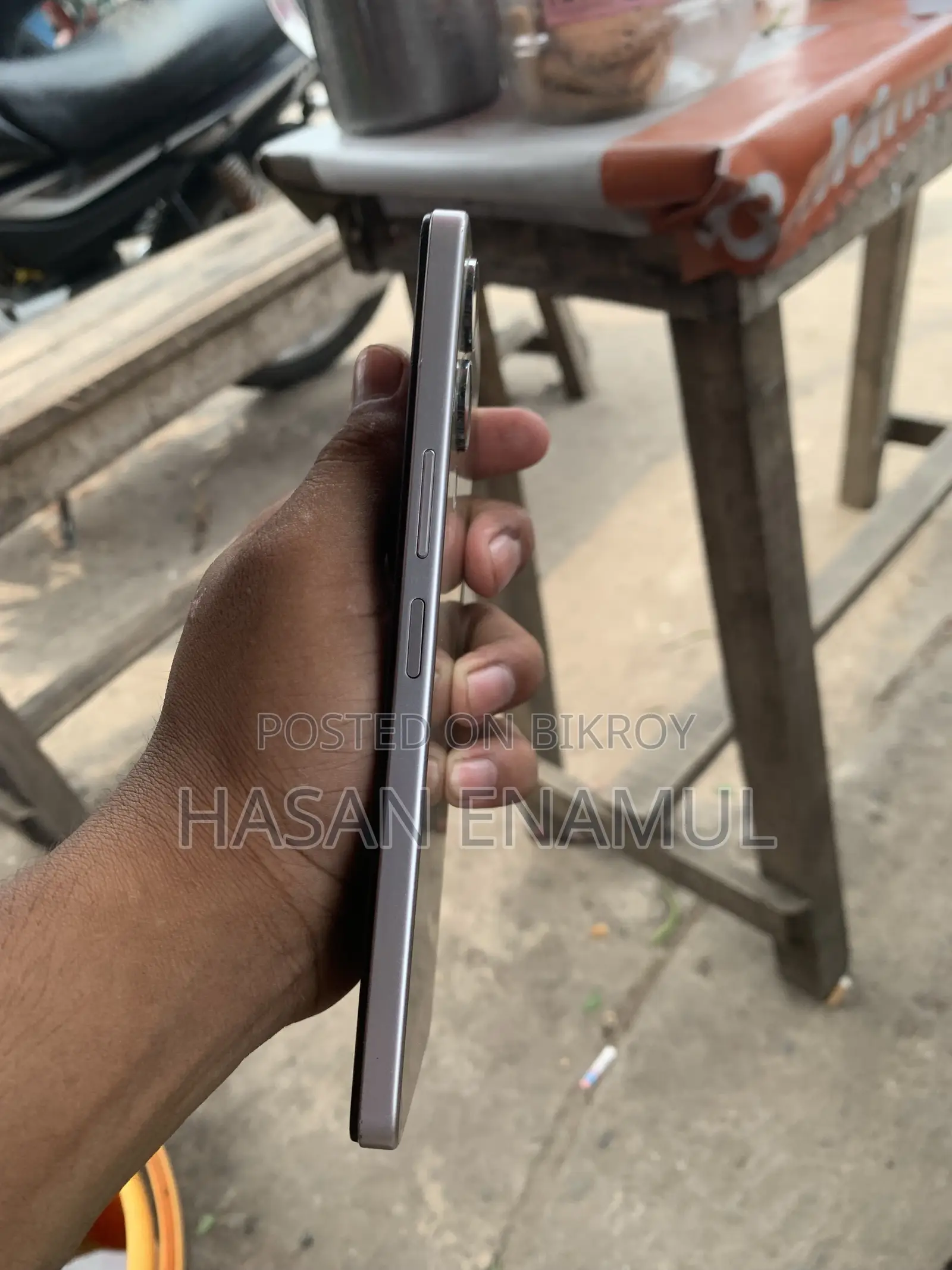 Vivo Y04 128 GB Gray
