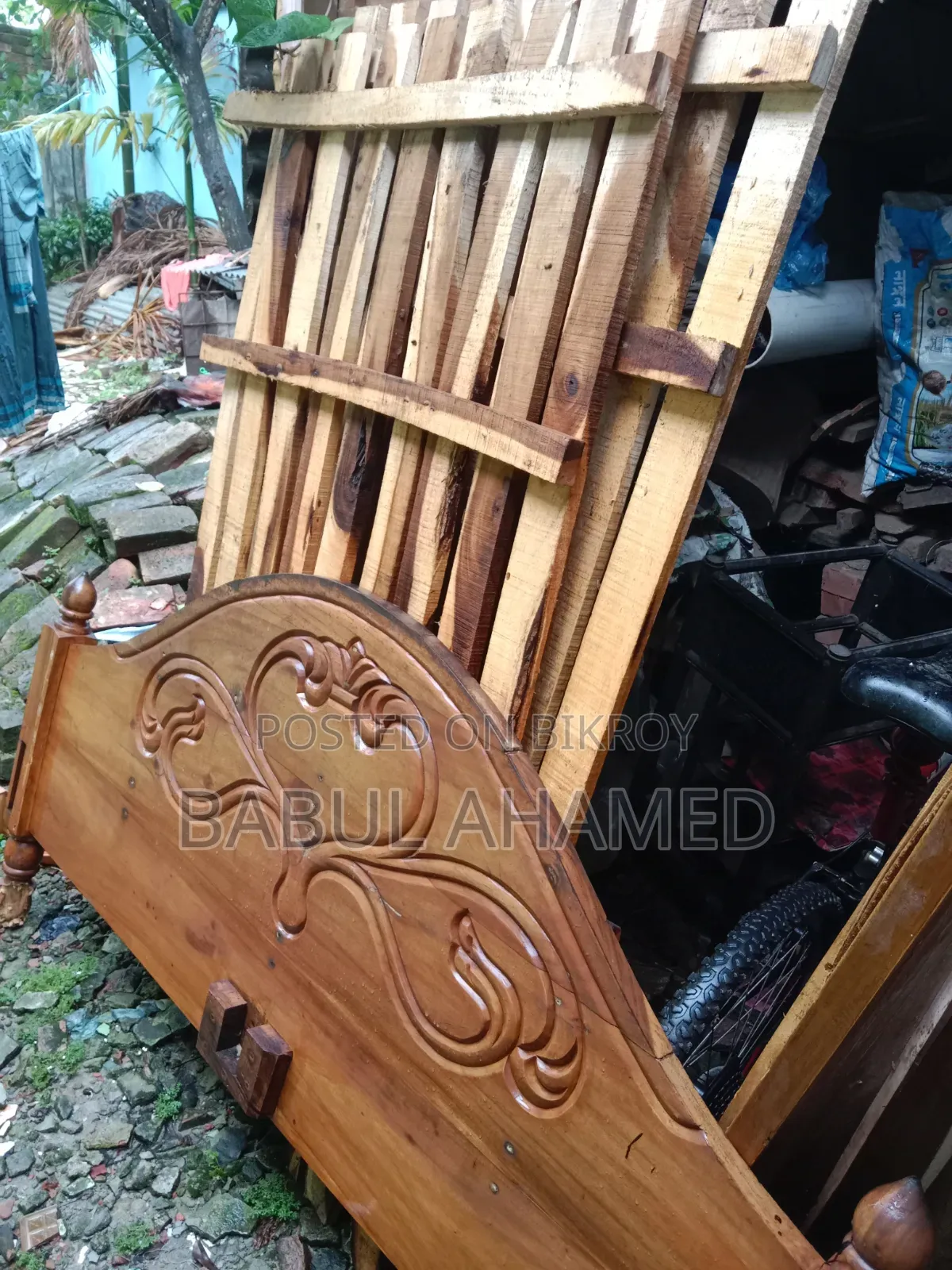 ব্যবহৃত পুরাতন খাট বিক্রি করা হবে।।