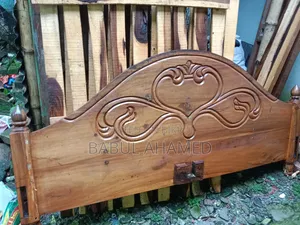 ব্যবহৃত পুরাতন খাট বিক্রি করা হবে।।