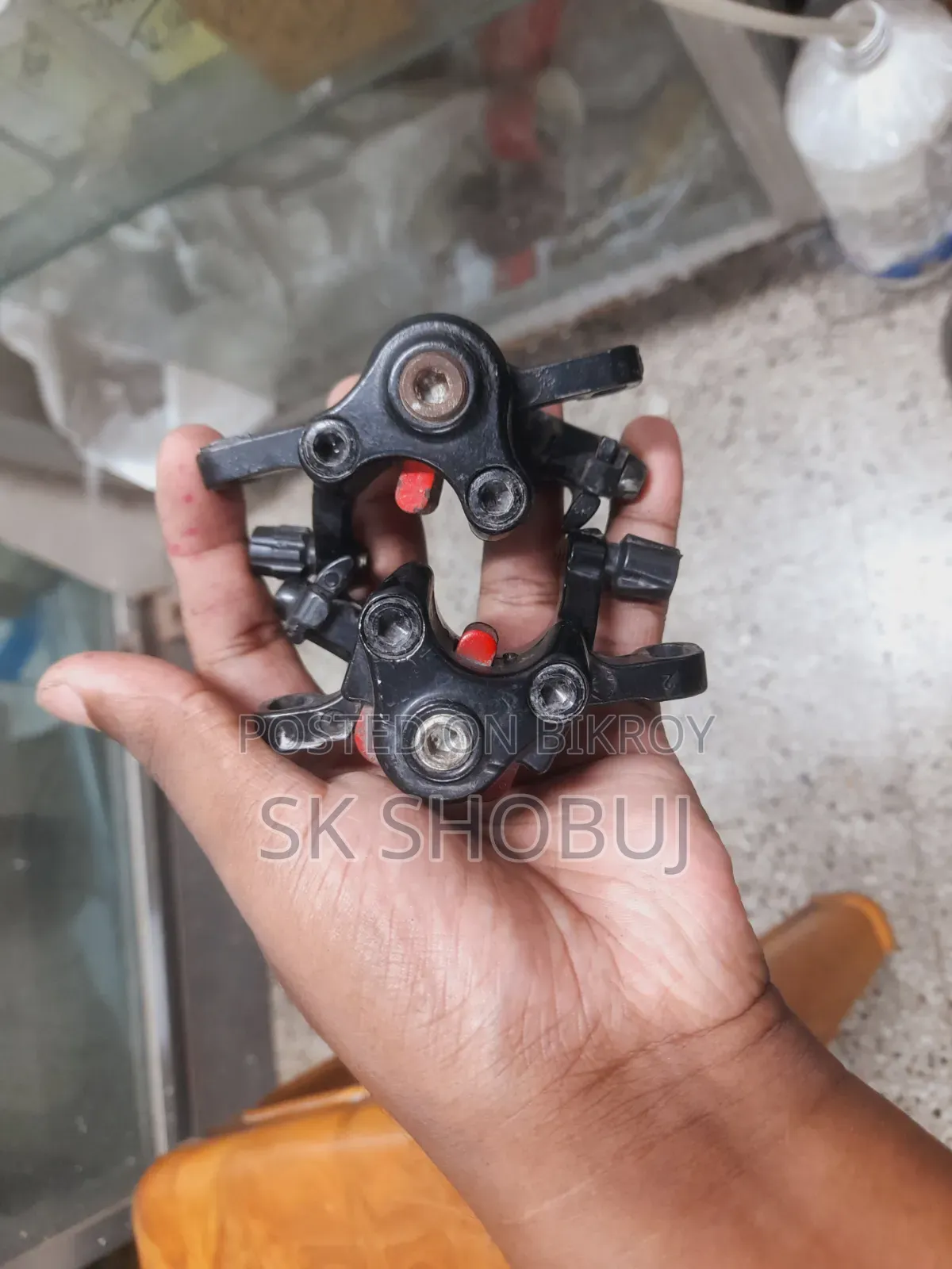 এক জোরা ব্রেক ক্যালিপার কোর সাইকেল এর