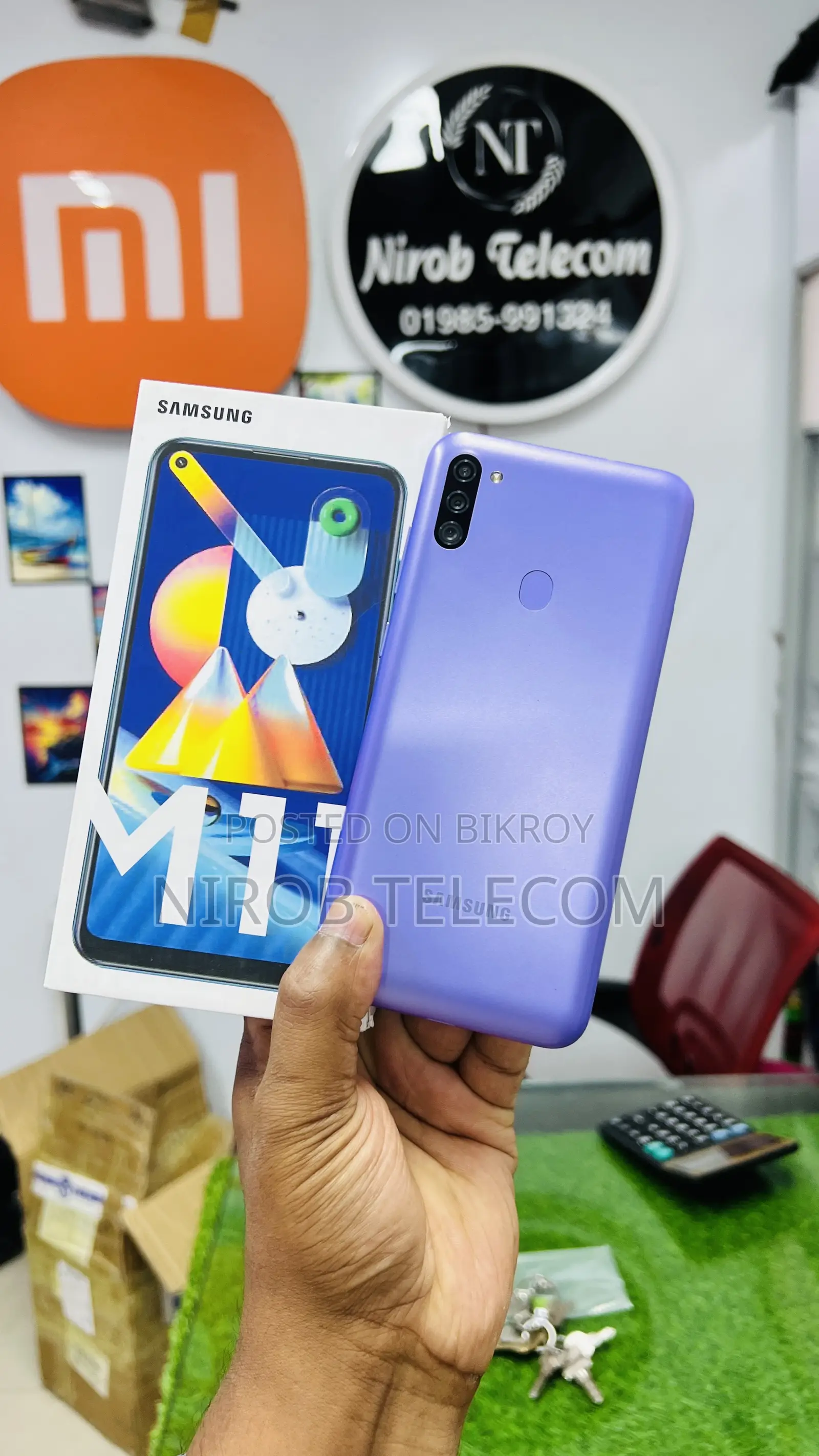 New Samsung Galaxy M11 32 GB Blue