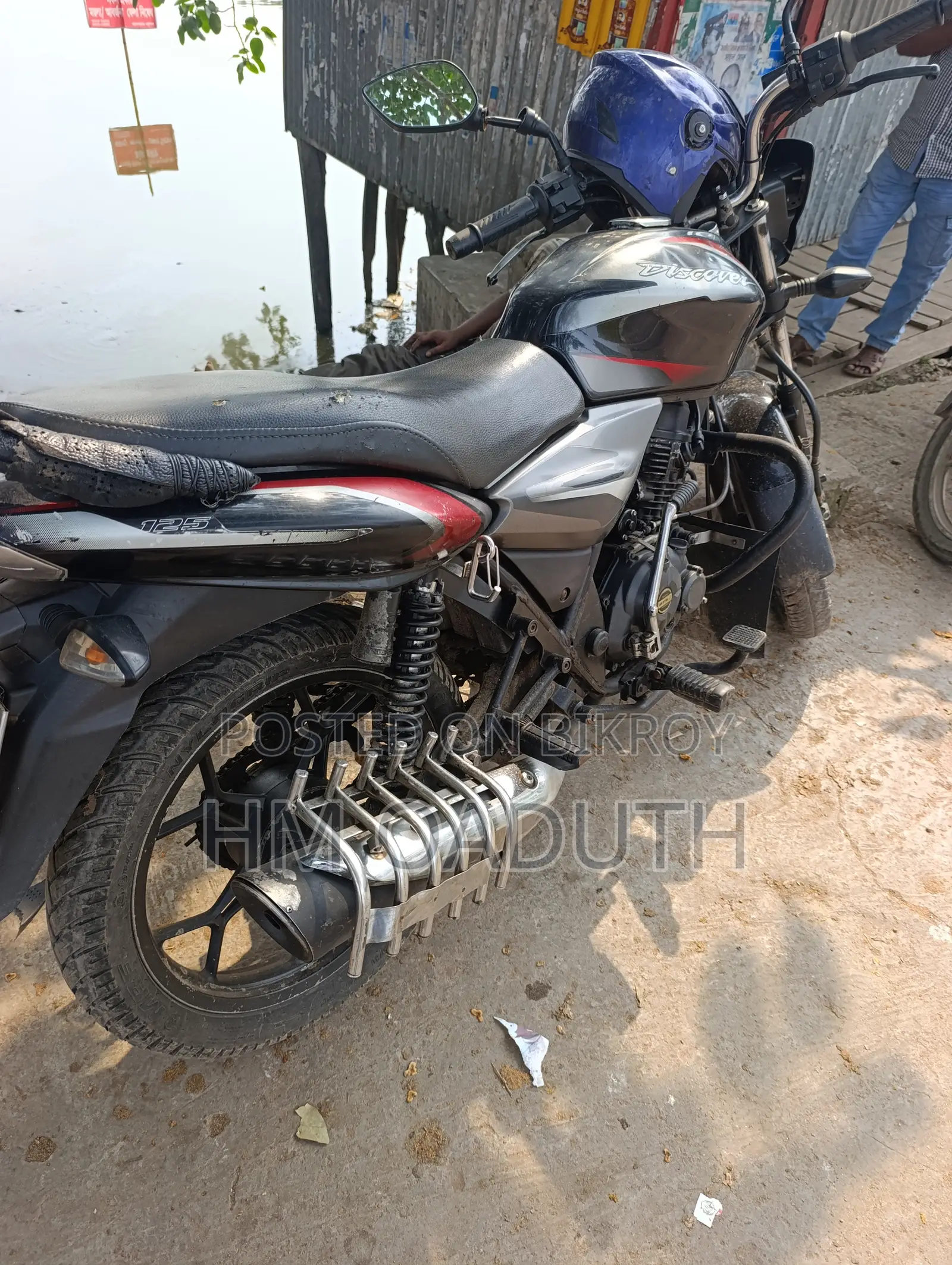 Bajaj Discover 125 2019 Black