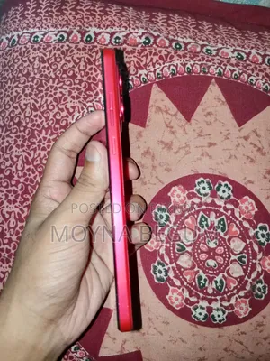 Motorola Moto G84 5G 256 GB Red